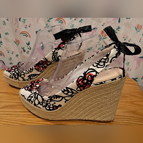 EUC Y2K Coach Poppy Maritza White Floral Jute Summer Boho Heel Wedge Shoe SZ 9B - Picture 3 of 10